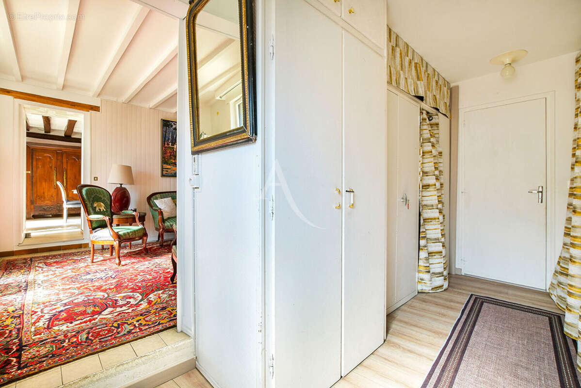 Maison à LE CHATELET-EN-BRIE