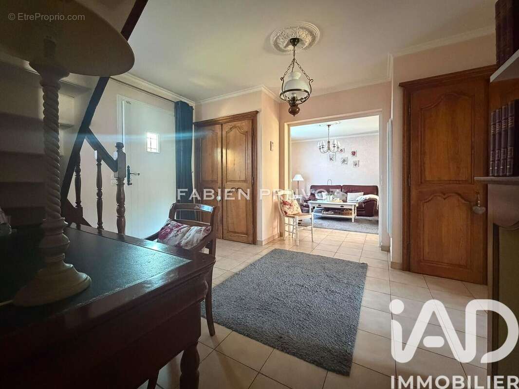 Photo 3 - Maison à ENNERY