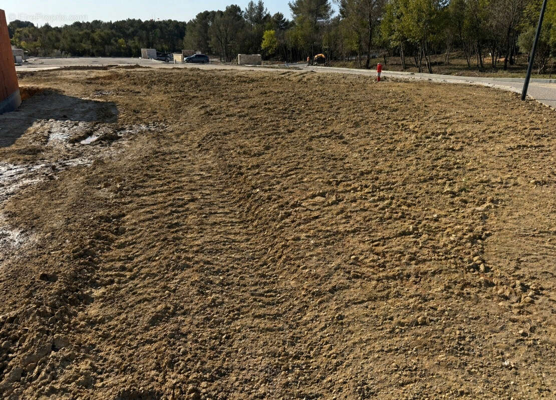 Terrain à ASSAS