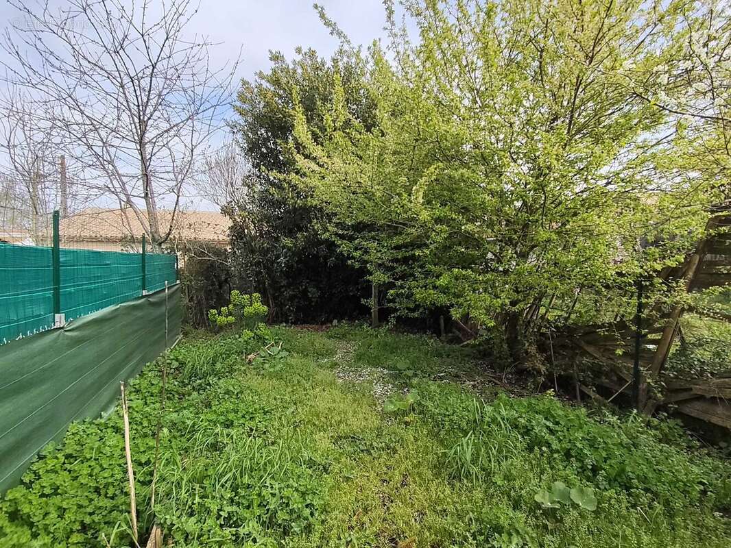 Maison à CHASSENEUIL-SUR-BONNIEURE