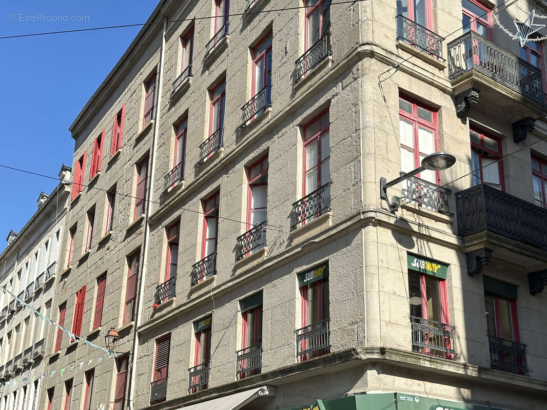 Appartement à SAINT-ETIENNE