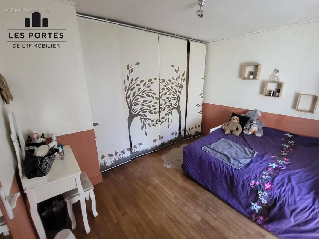 Maison à NOISY-SUR-ECOLE