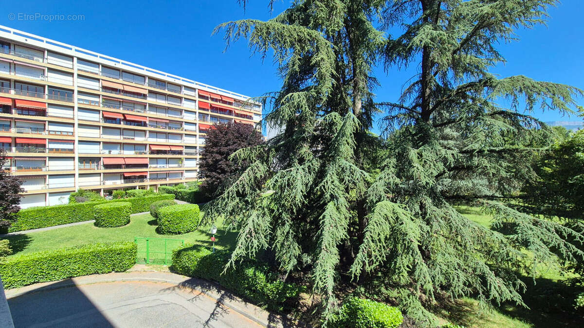 Appartement à ECHIROLLES