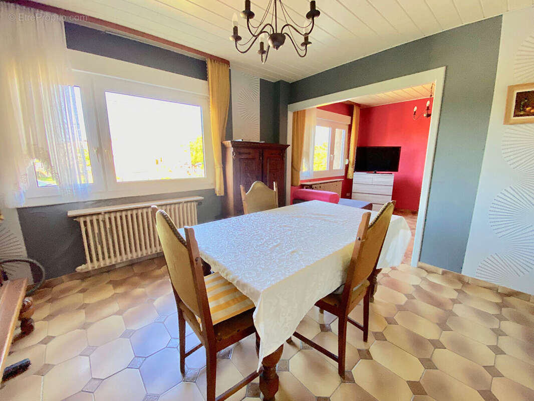 Maison à BOUZONVILLE