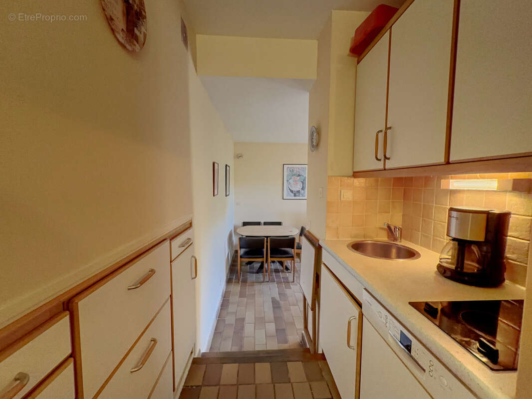 Appartement à SIX-FOURS-LES-PLAGES