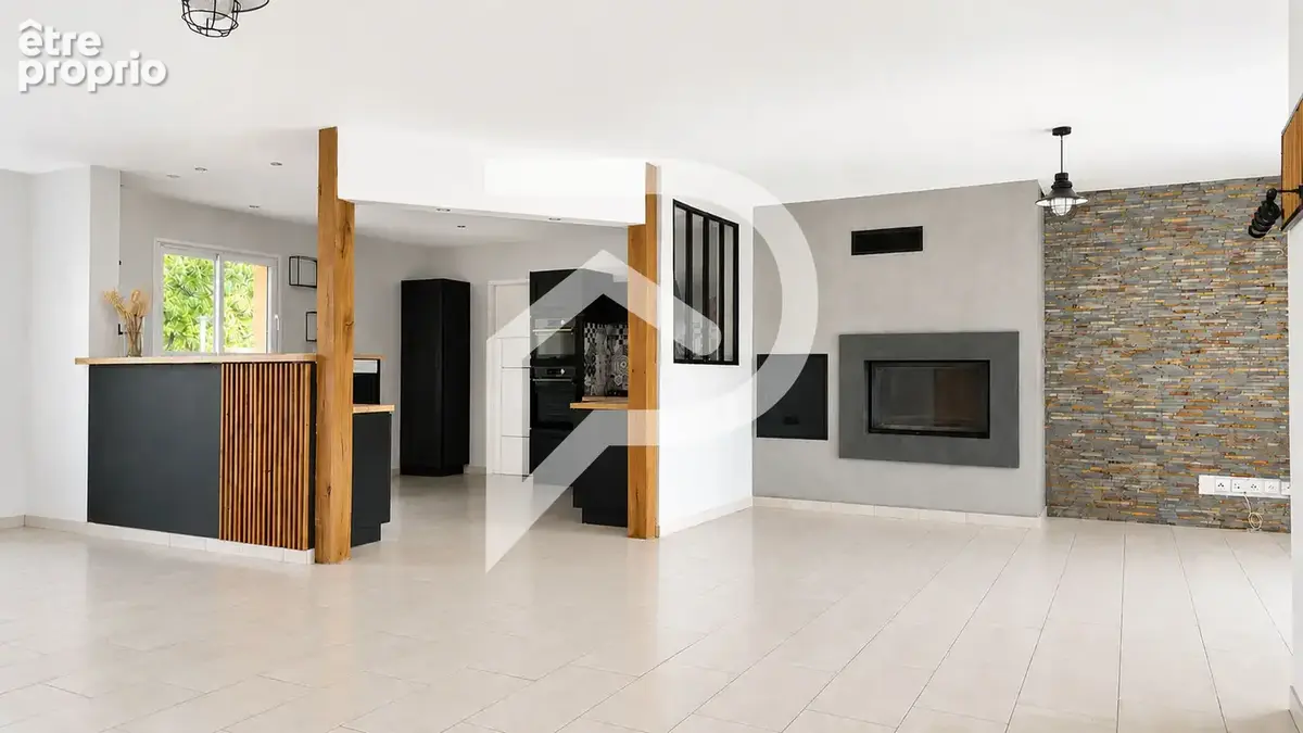 Maison à SAIX