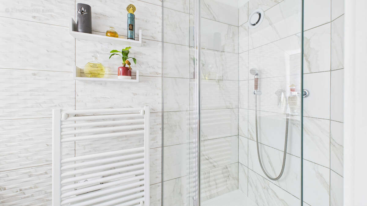 Appartement à CARQUEIRANNE