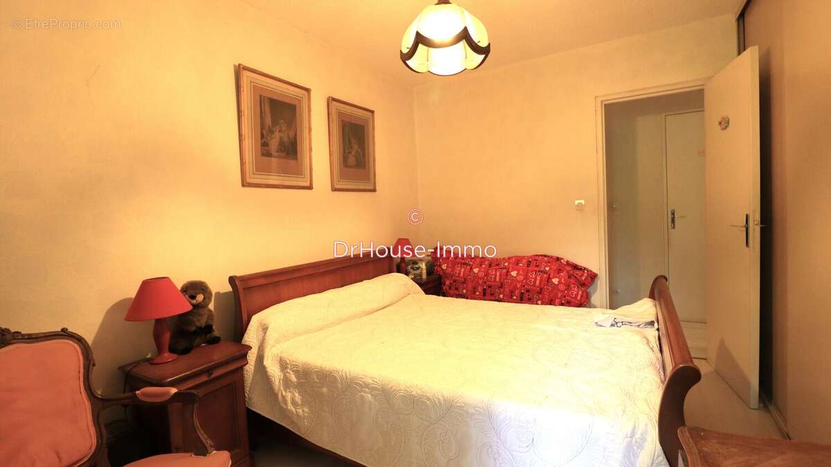 Appartement 84 m² à Lormont  - photo 7