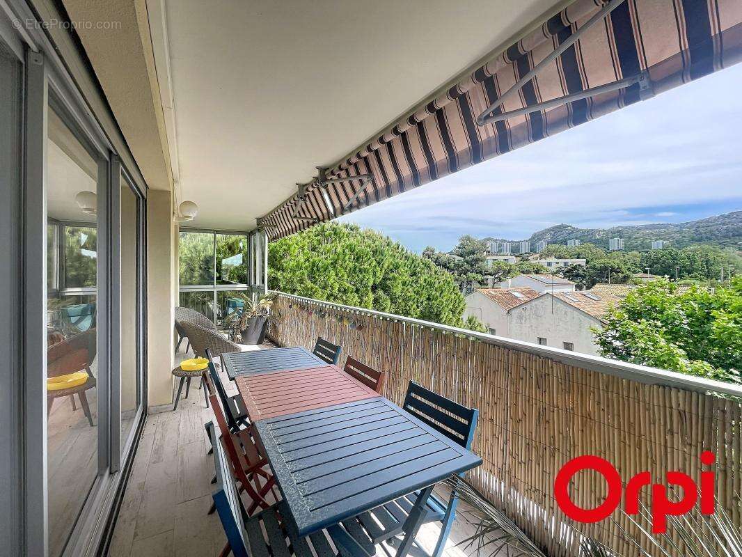 Appartement à MARSEILLE-8E