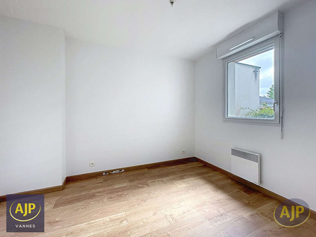 Saint ave t3  67 m2 en rez-de-jardin avec garage et parking - photo 5