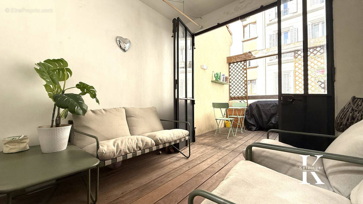 Appartement à MARSEILLE-6E