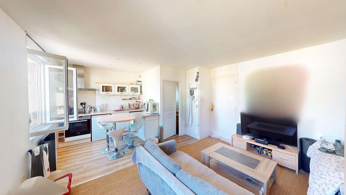 Appartement à OUISTREHAM