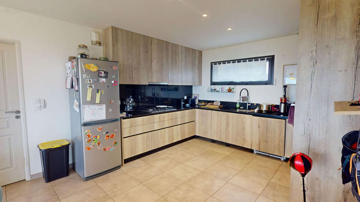 Maison à SAINT-MARTIN-EN-HAUT