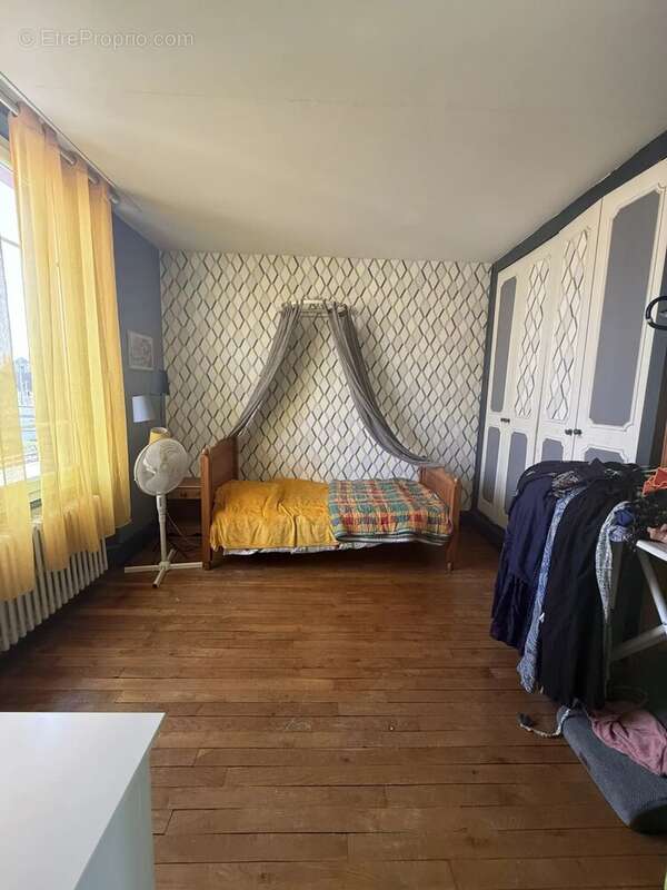 Maison à BRIENON-SUR-ARMANCON