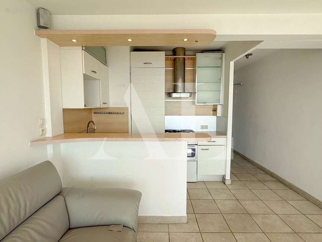 Appartement à VALLAURIS