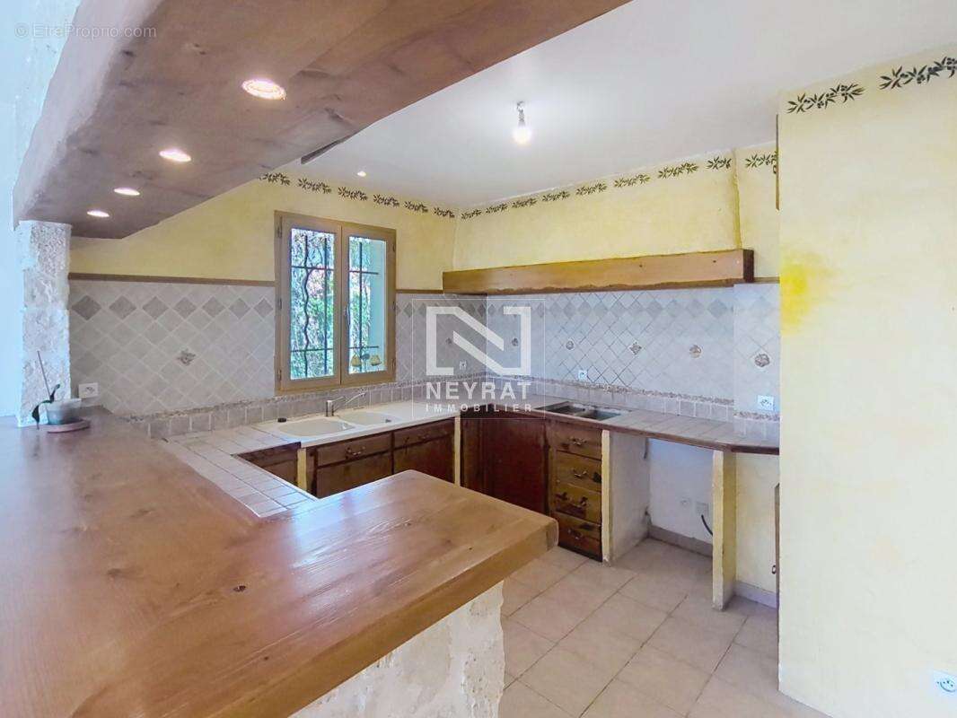 Montauroux maison plain pied 3 chambres /garage - photo 6