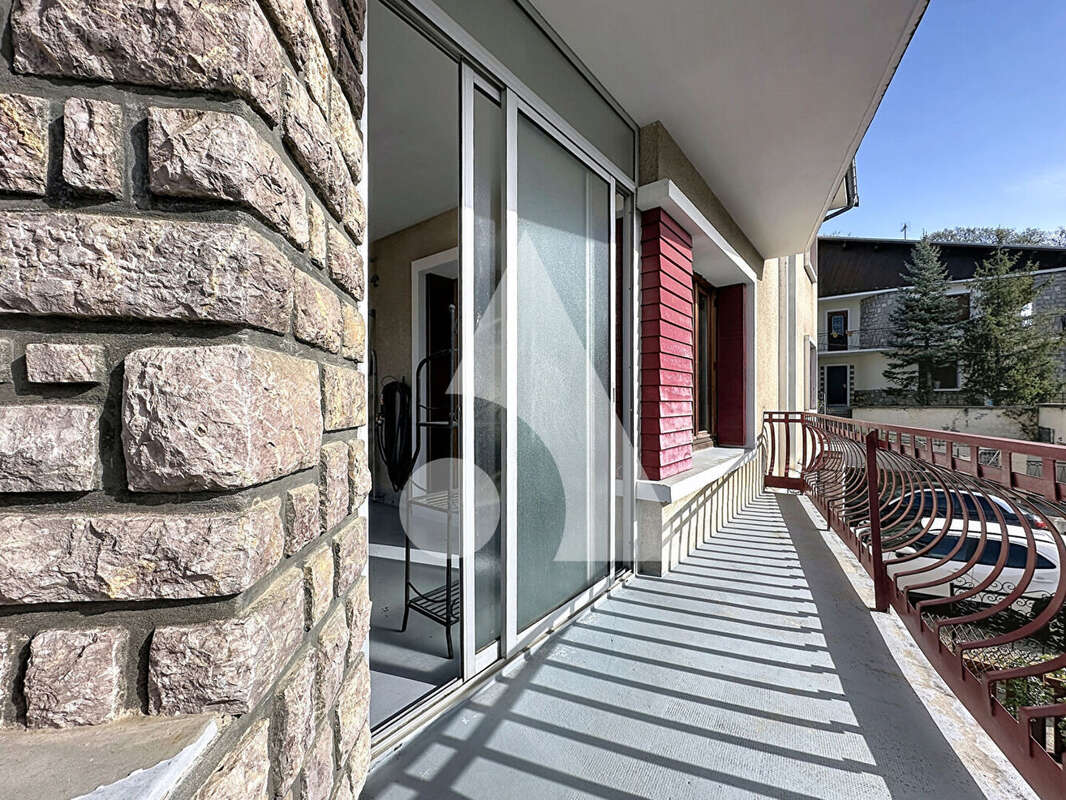 Appartement Gap 4 pièce(s) - jardin - dble garage - terrasse et cave ! - photo 15
