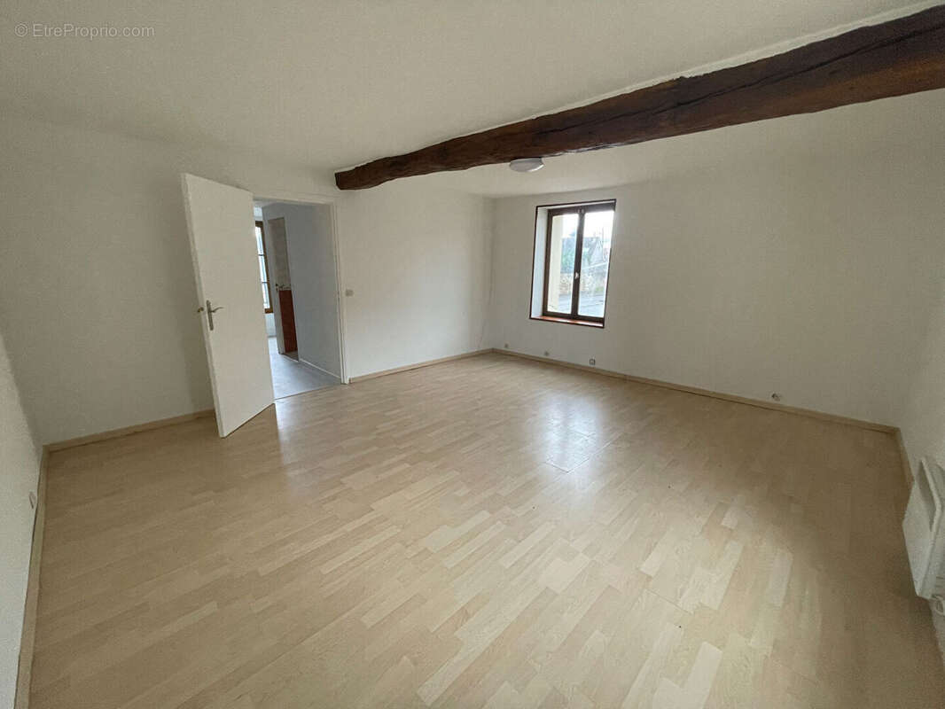 Maison à NANTEUIL-LES-MEAUX