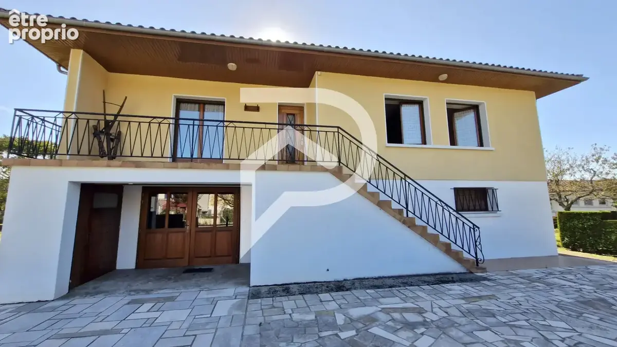 Maison sauveterre de bearn 6 pièces 150 m² - photo 2