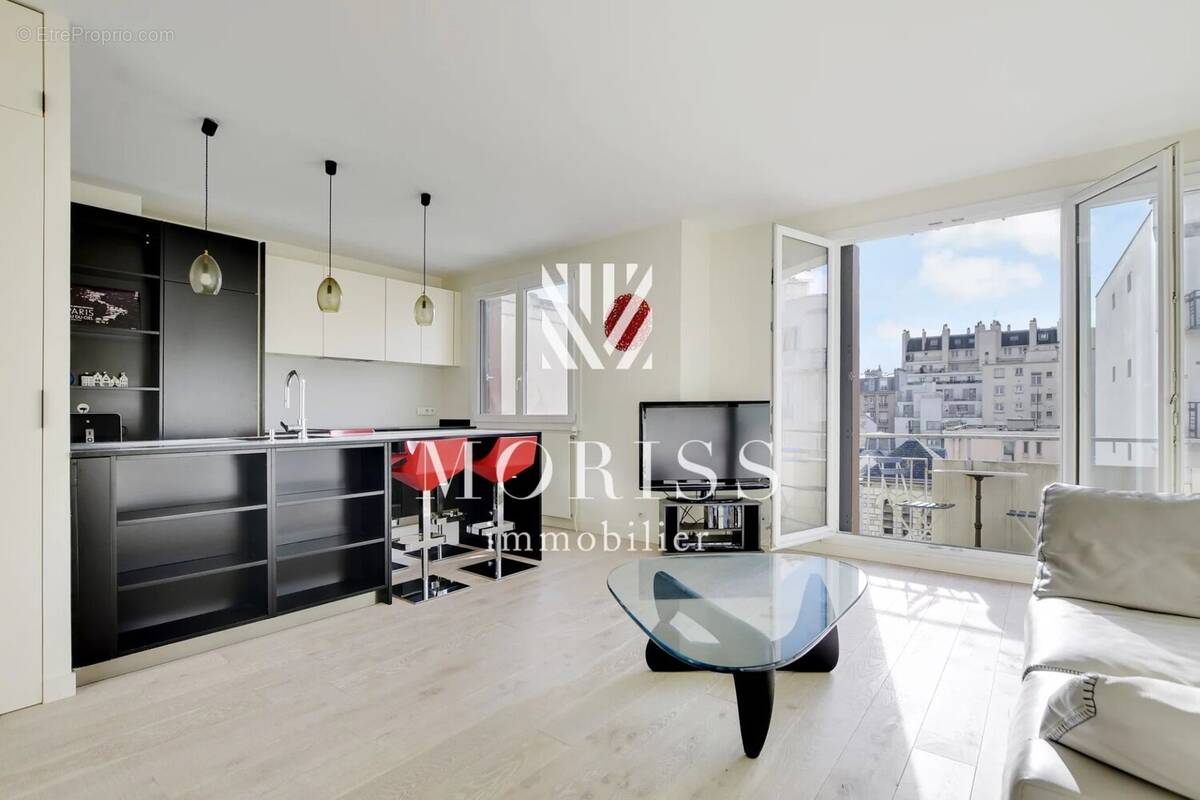 Appartement à PARIS-15E