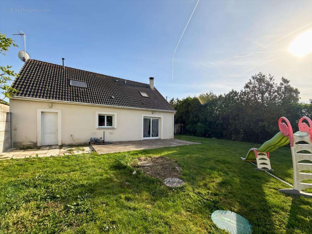 Maison à RUAN