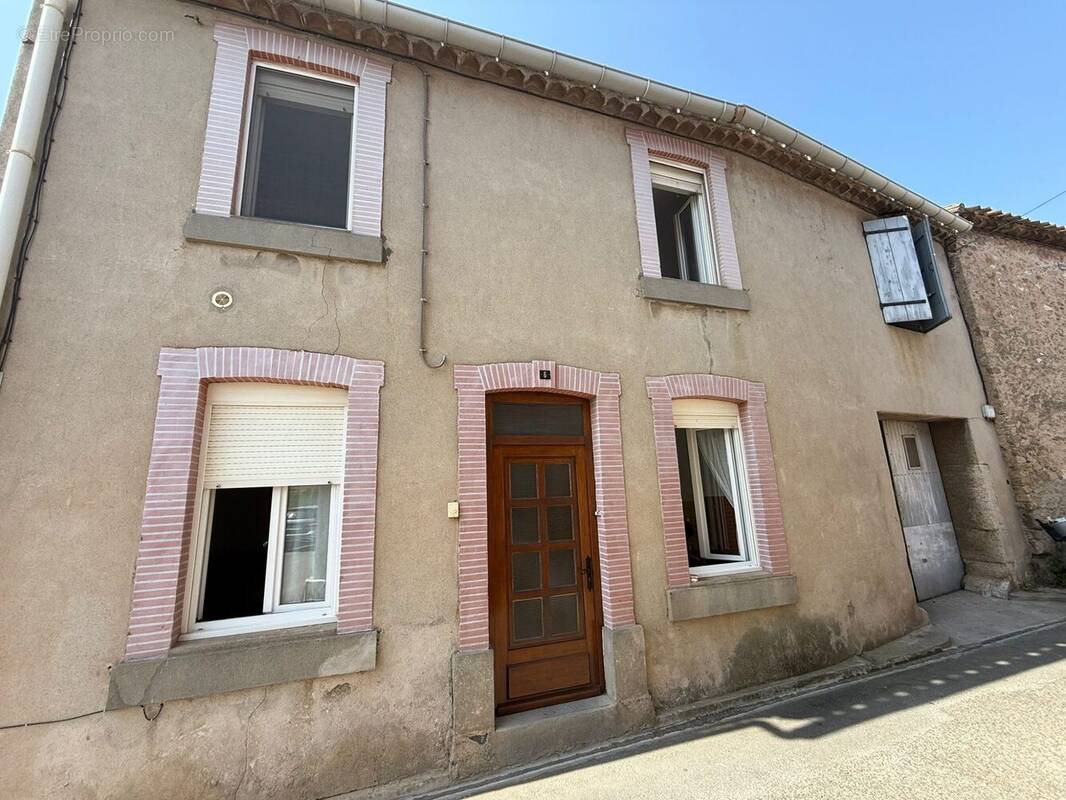Maison à CAPENDU
