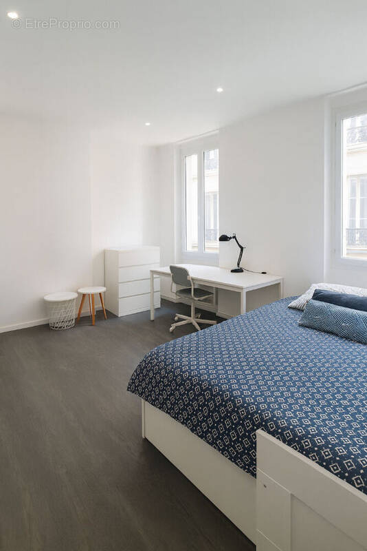 Appartement à MARSEILLE-1E