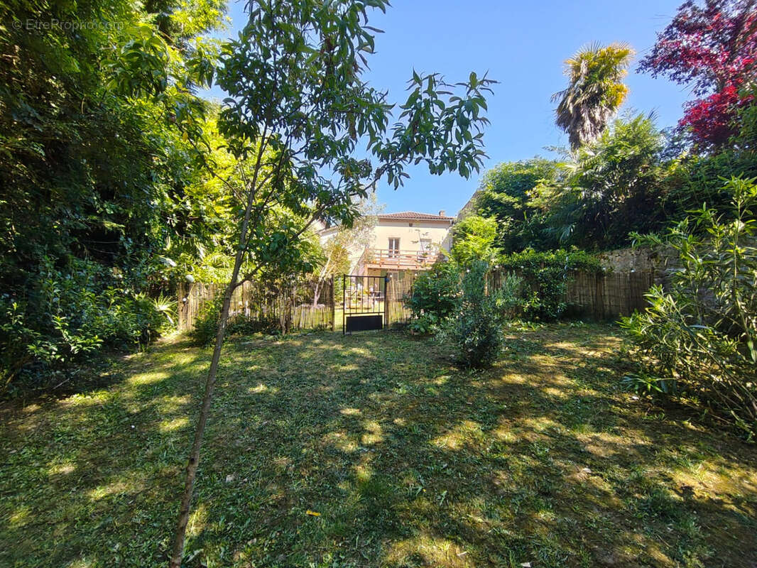 Maison à BARIE