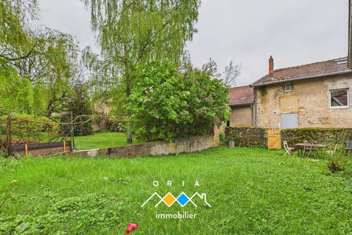 Maison à VANDELAINVILLE