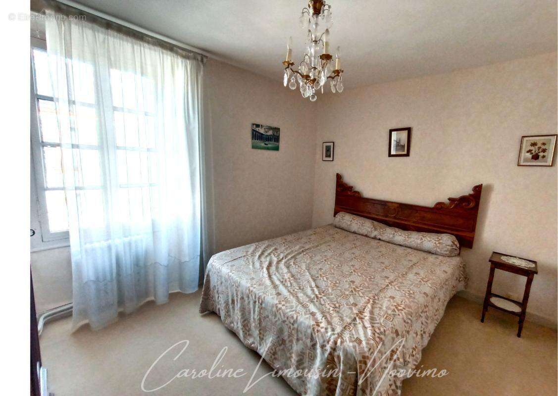 Maison 4 chambres + locatif + maison a renover - centre bour - photo 8