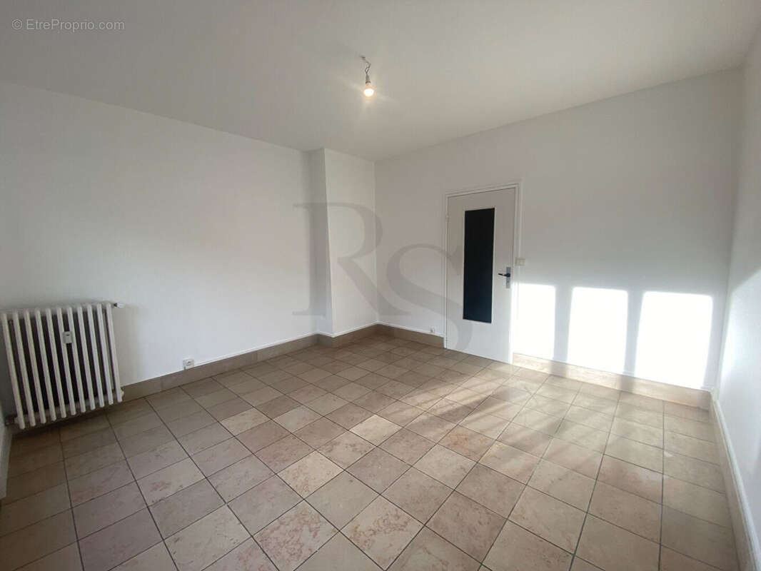 Appartement à FLERS