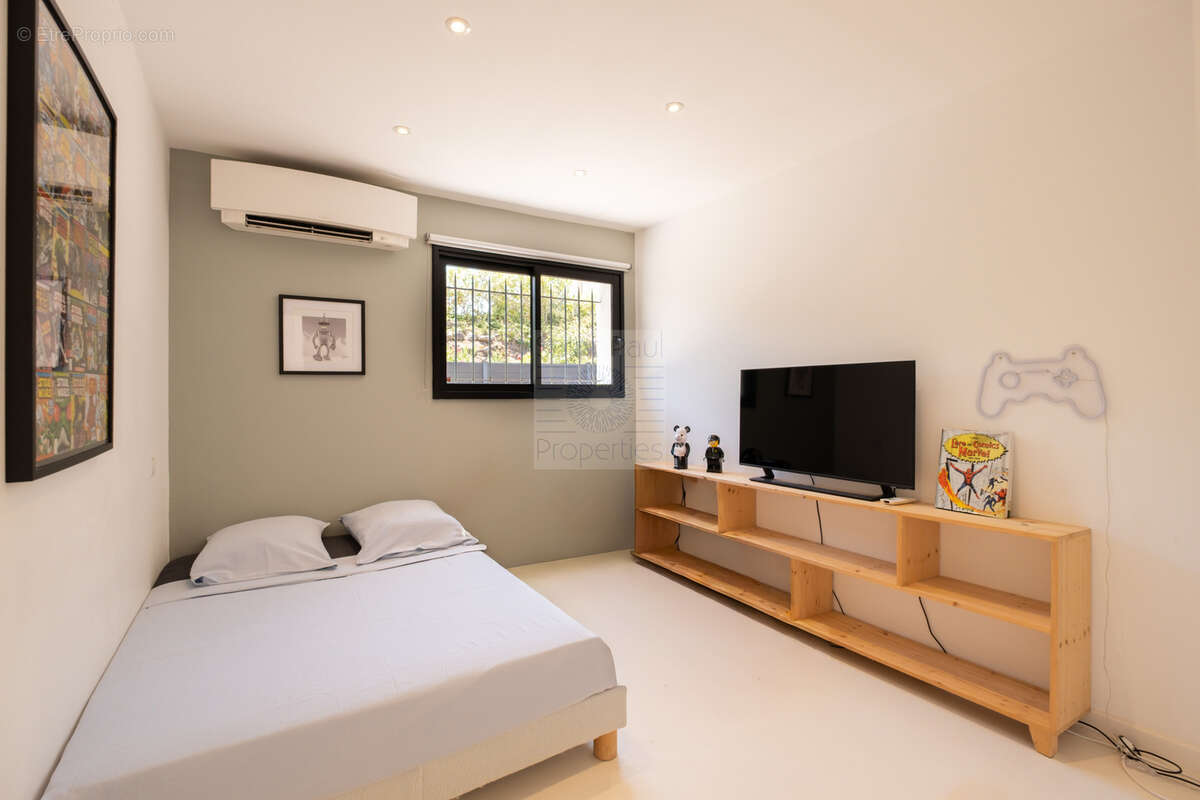 Petite maison chic et intemporelle aux Hauts de Vaugrenier - photo 7