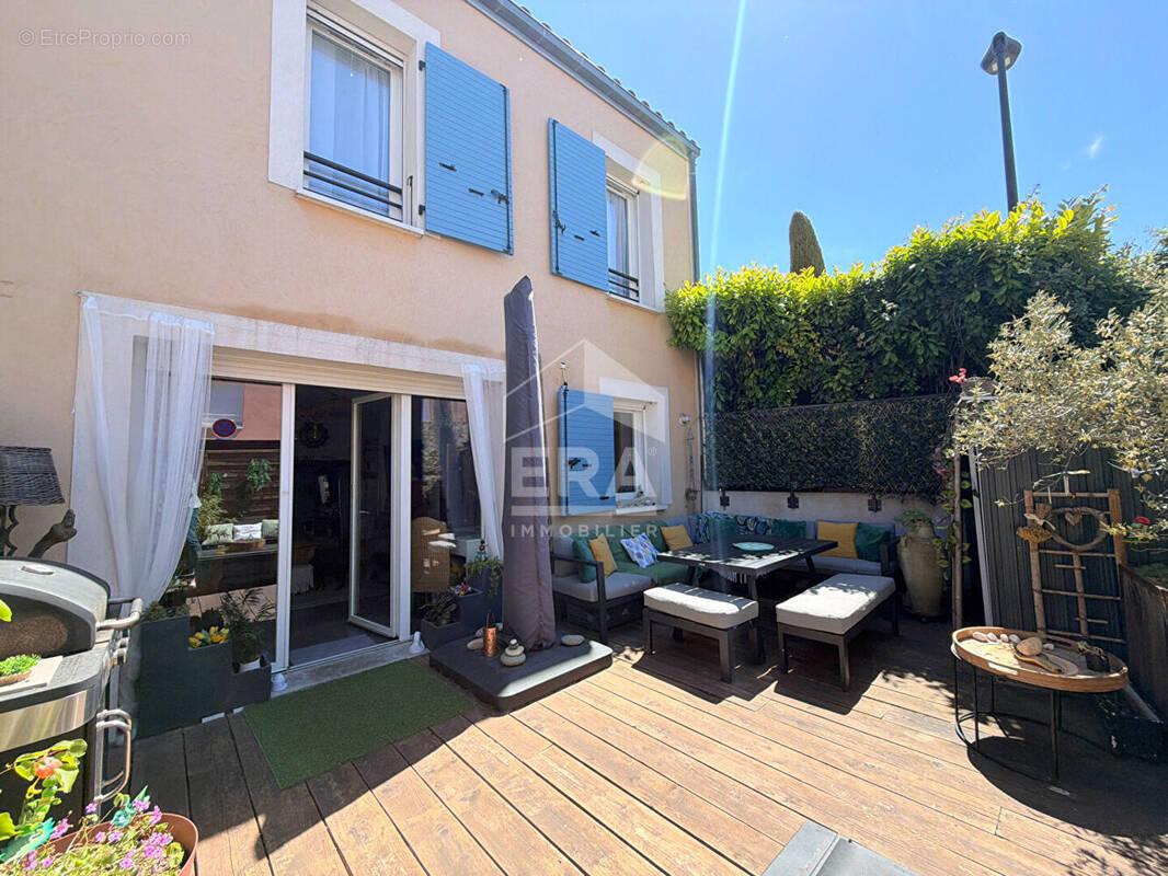 Maison à PERTUIS