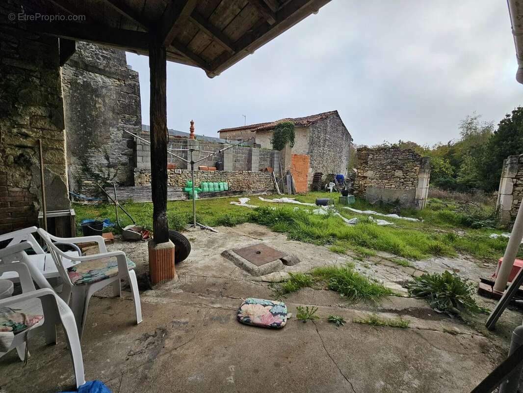 Maison à SAINT-CLAUD