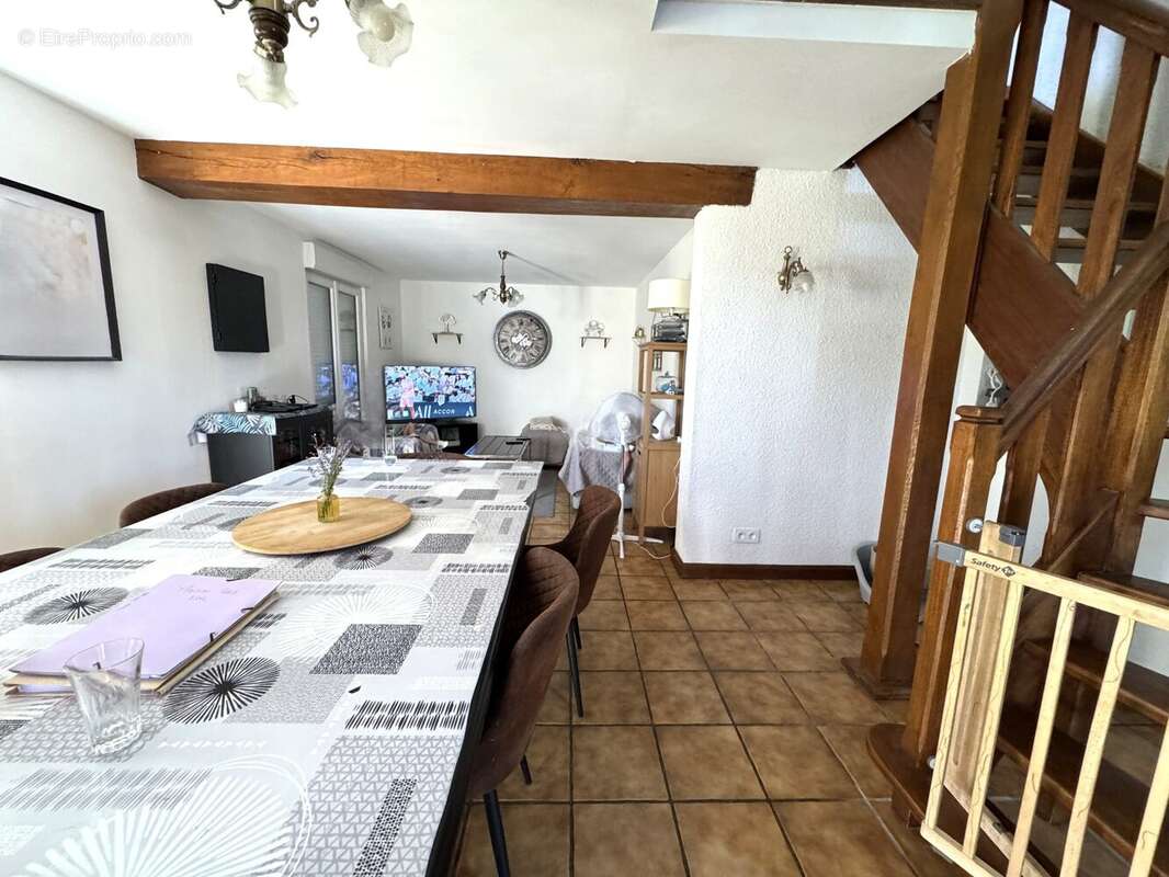 Maison à PETIT-NOIR