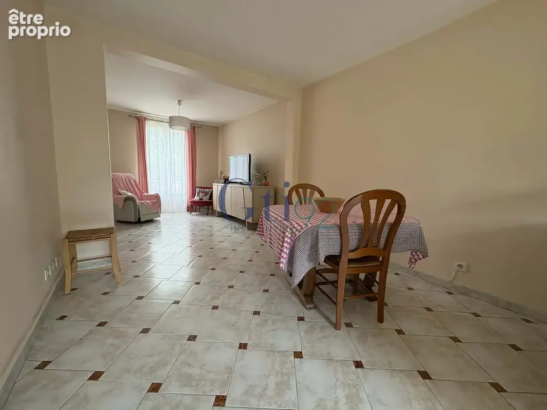 Maison familiale avec une belle emprise au sol et fort potenteil - photo 6