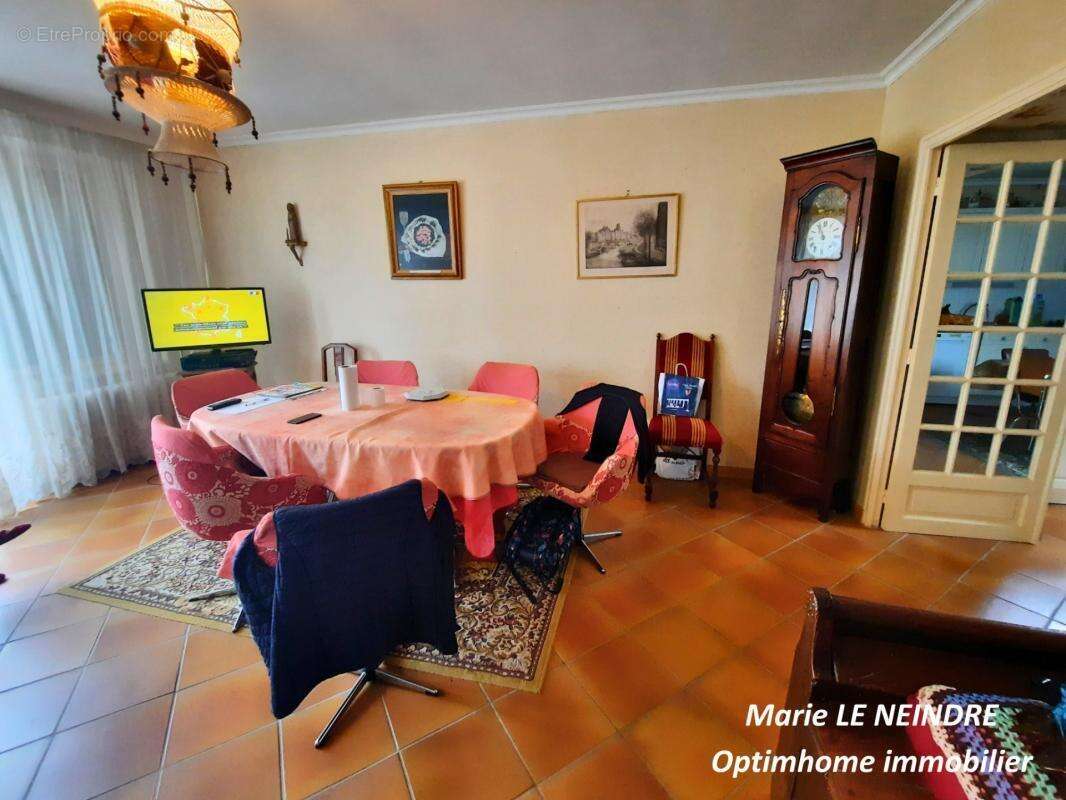 Ensemble Immobilier d'Exception – 3 Maisons & Jardin à Plussulien (22320) - photo 6