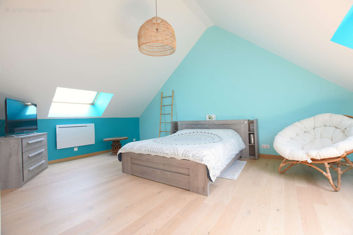 Maison à LES ESSARTS-LE-ROI