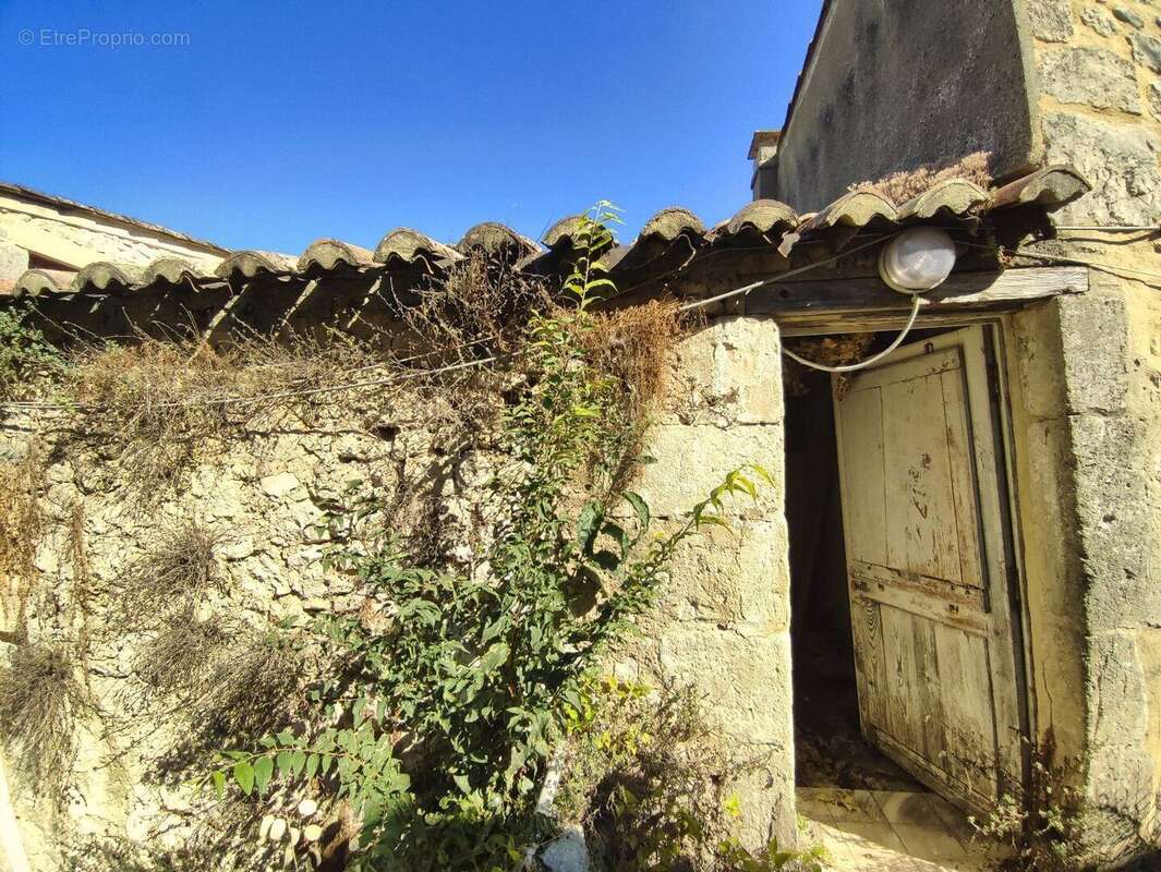 Maison à ALLEGRE-LES-FUMADES