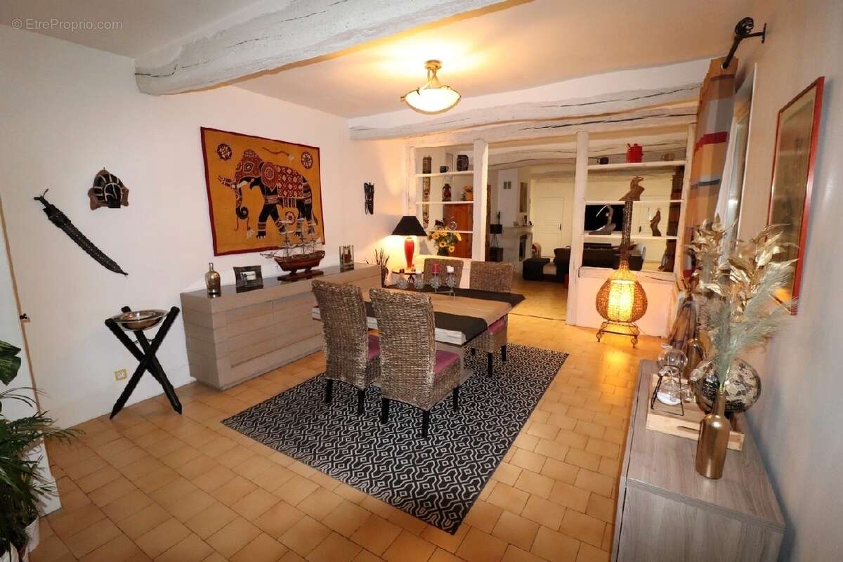 Maison à VERT-EN-DROUAIS