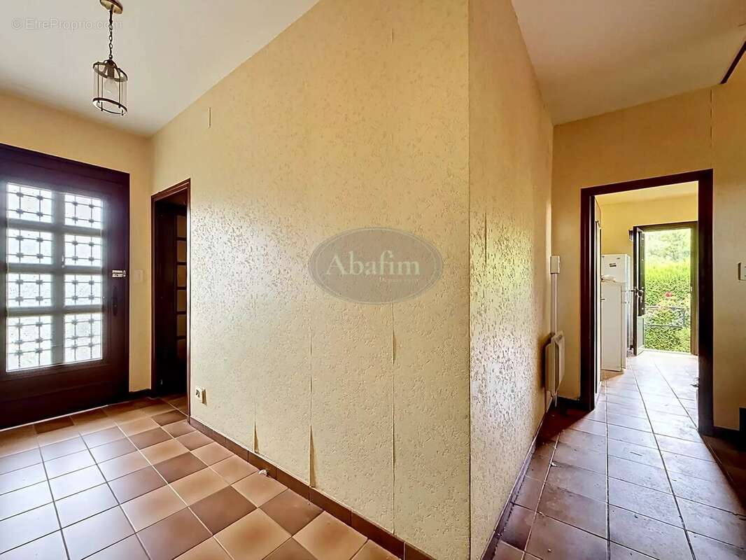 Maison 110 m² à Bagneres-De-Bigorre  - photo 4