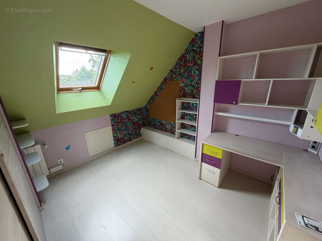 Maison 5 chambres - garage - terrasses - terrain - photo 18