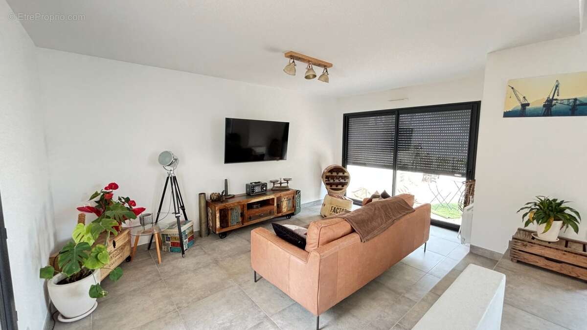 Maison à vendre 4 pièces LA CIOTAT (13) - photo 4