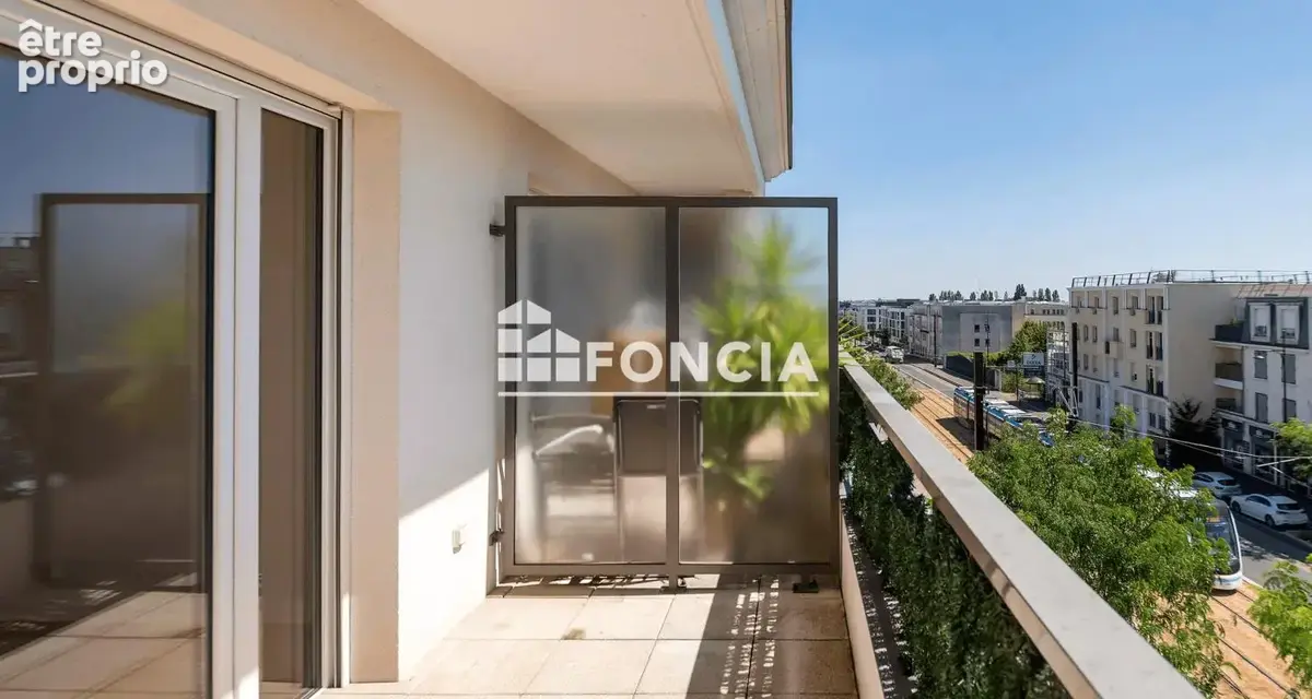Appartement lumineux au pied des transports et commerces - photo 5
