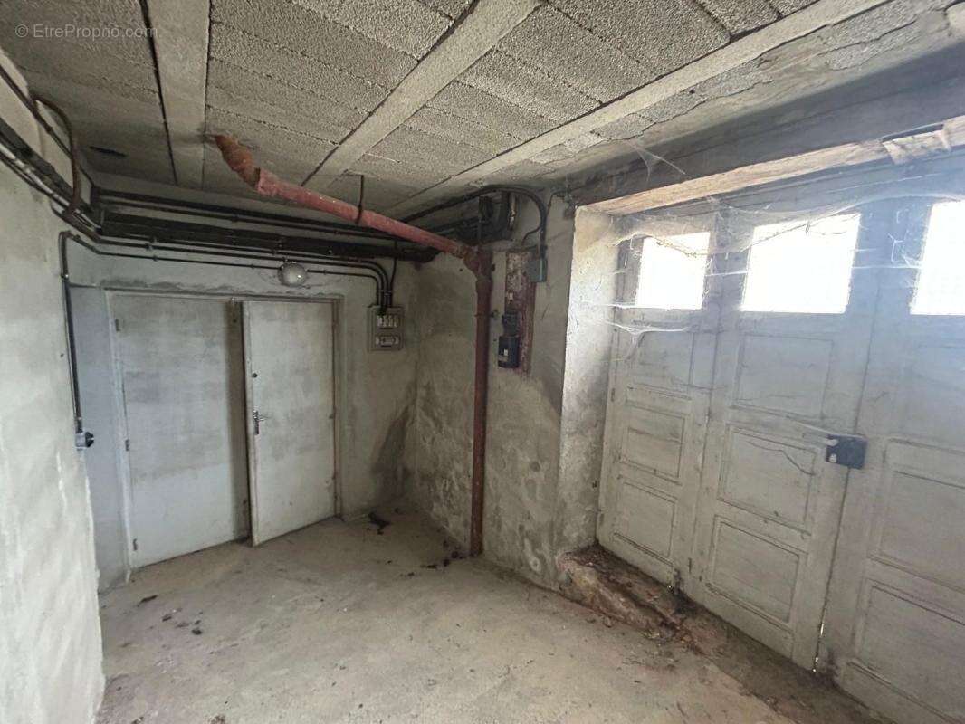 Commerce à CRESSENSAC