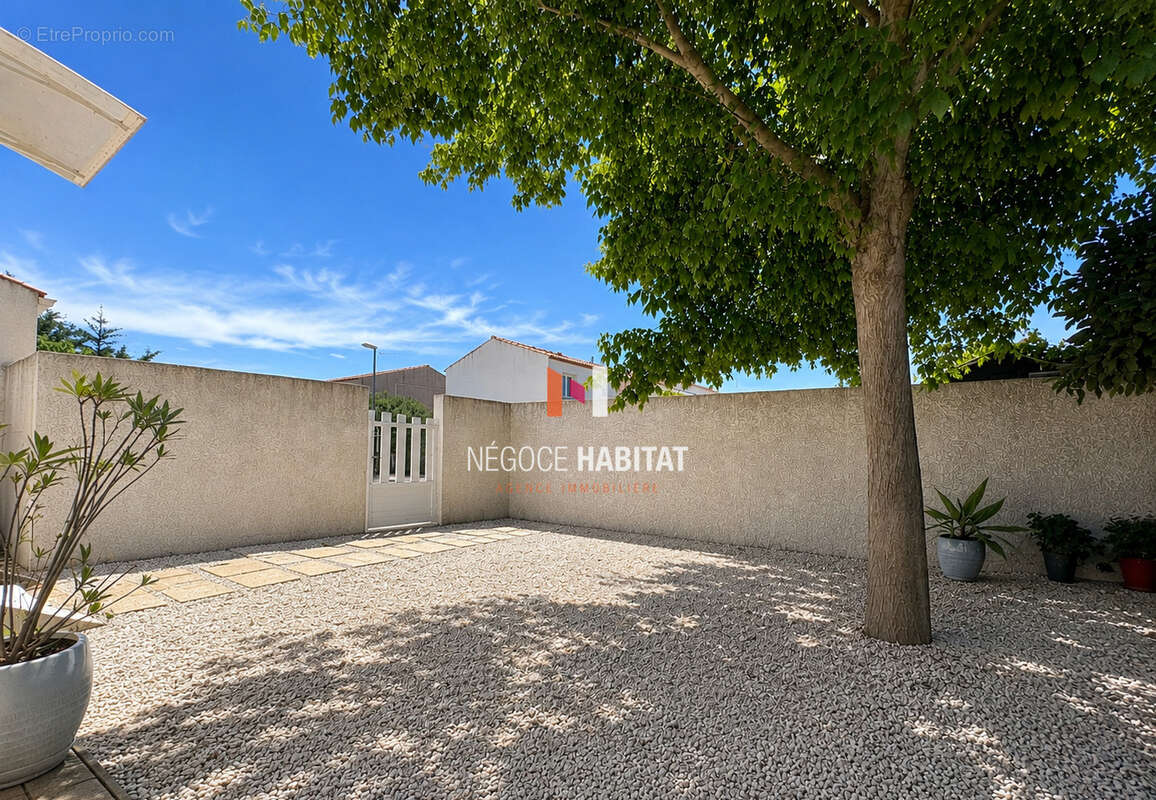 Villa T4 avec garage à vendre -Saint-Justl, terrain de 250 m2 - photo 8