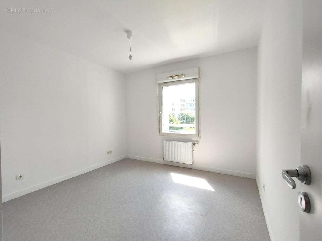 Appartement 70 m² à Bordeaux  - photo 9
