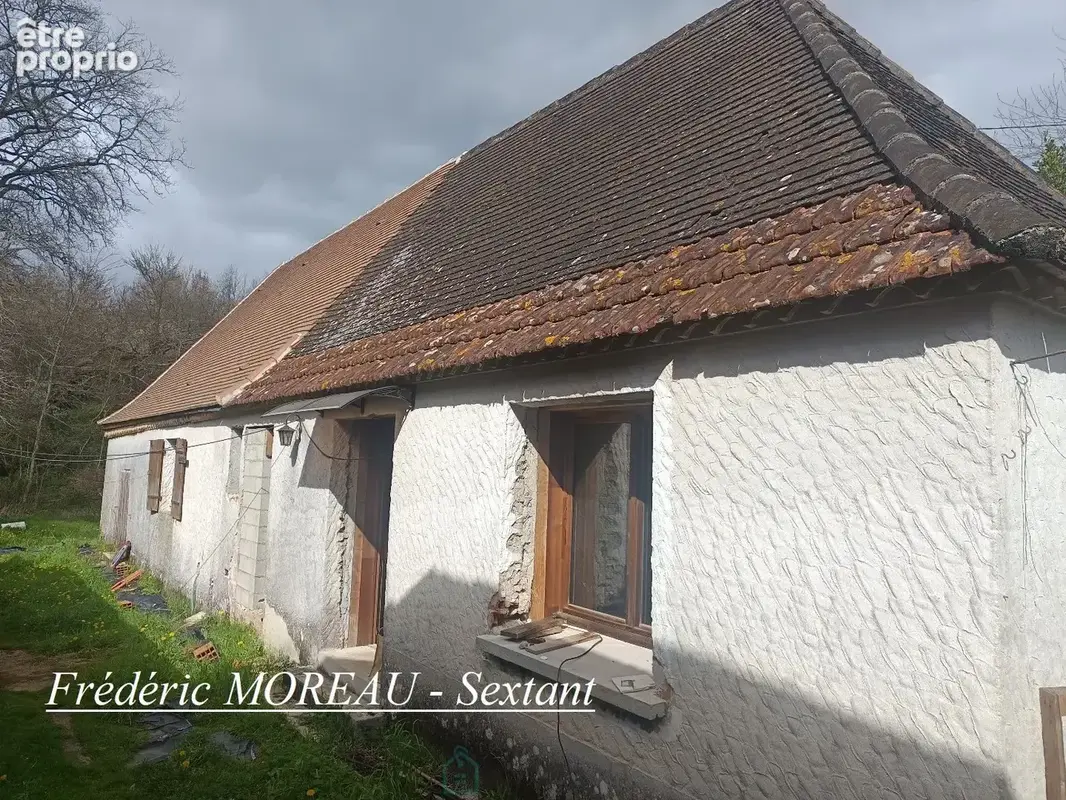 Ensemble immobilier à rénover intégralement au milieu de la nature. - photo 3