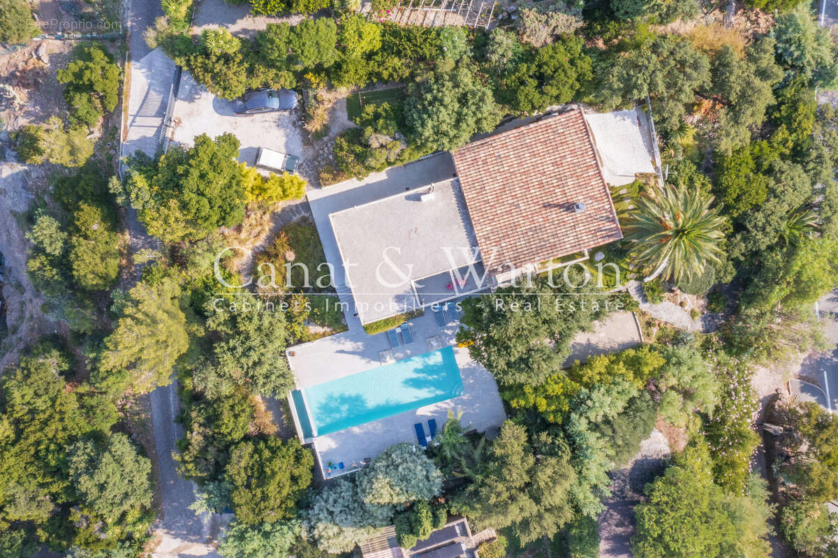Maison à RAYOL-CANADEL-SUR-MER