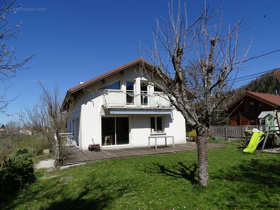 Maison à ETIVAL
